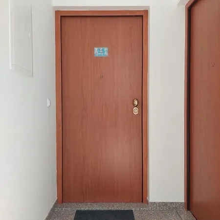 Lavandula Apartment *